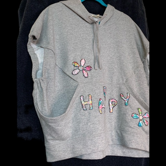 It Ain’t Beige upcycled Gray Hoodie with Floral Appliqué - Picture 10 of 15